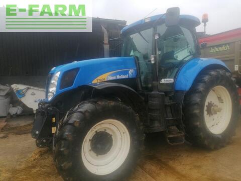 <strong>New Holland t7030</strong><br />