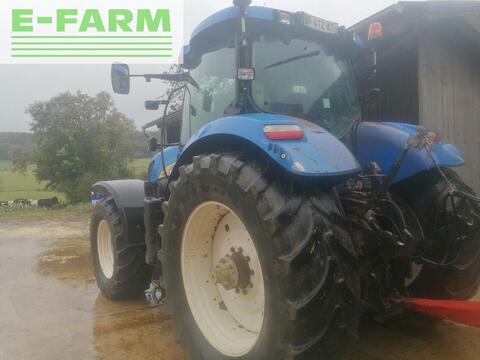 New Holland t7030