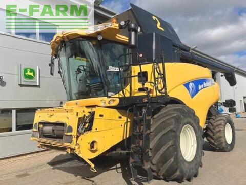 <strong>New Holland cr9090</strong><br />