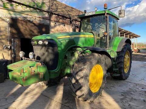 John Deere 8320