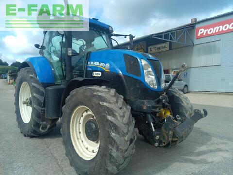 <strong>New Holland t7. 210 </strong><br />