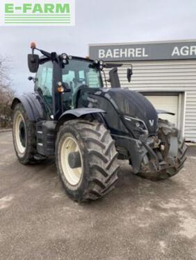 <strong>Valtra t254v</strong><br />