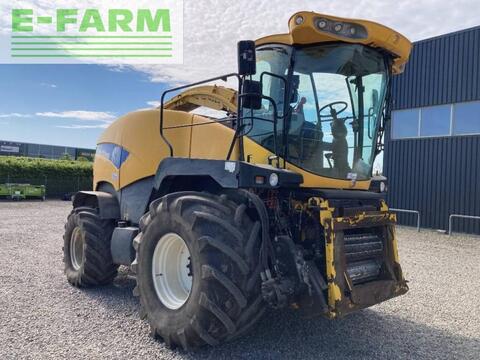 New Holland fr 9040