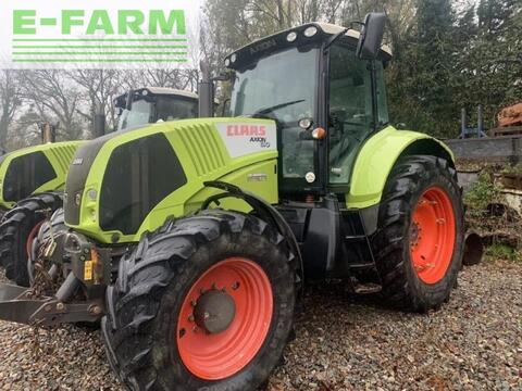 CLAAS axion 810