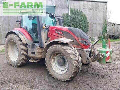 <strong>Valtra t174ea</strong><br />