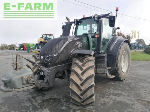 <strong>Valtra t174</strong><br />