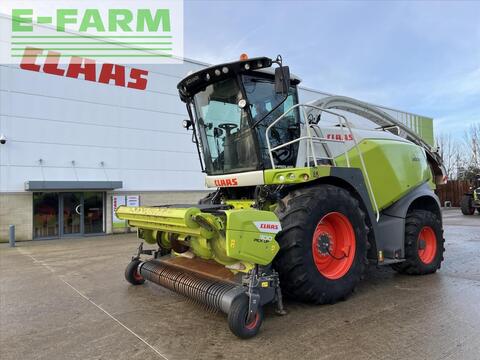 <strong>CLAAS JAGUAR 980 4WD</strong><br />