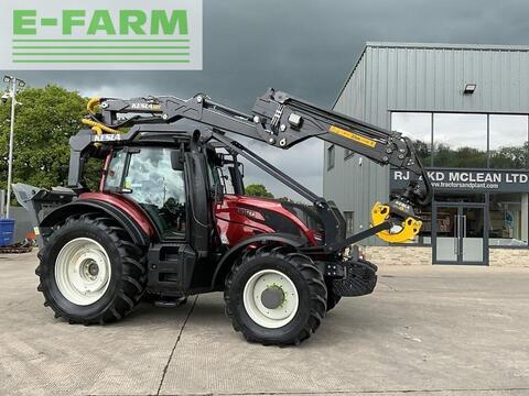 Valtra t154 active c/w roof mounted kelsa 500t forestry