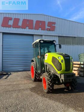 CLAAS nexos 220 ve cabine 4rm VE