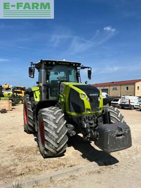 CLAAS axion 850