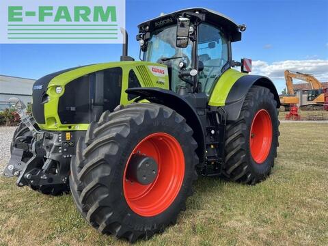 <strong>CLAAS axion 930 fron</strong><br />