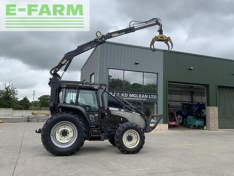 Valtra t130 c/w botex 560tl roof mounted crane t