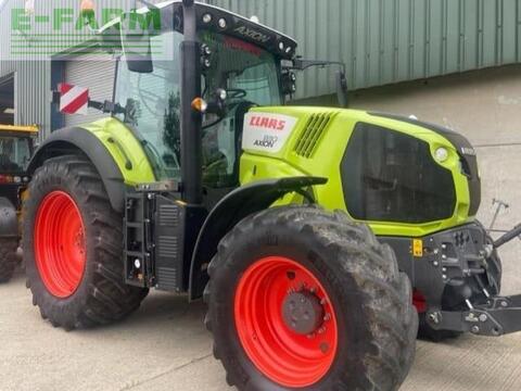 CLAAS AXION 830