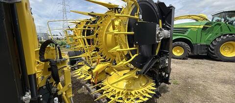 John Deere 490
