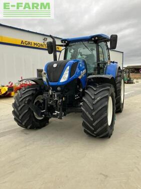 <strong>New Holland t 7.260 </strong><br />