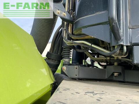 CLAAS xerion 3800 vc