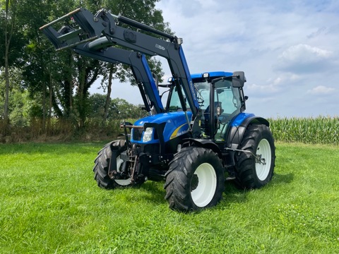 New Holland T6020