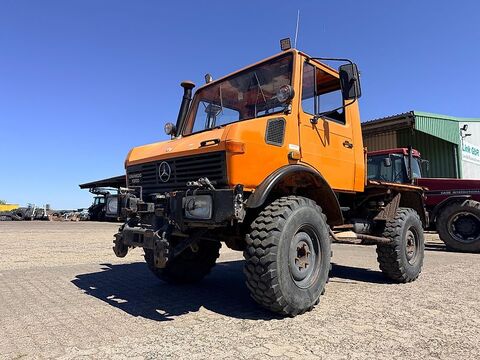 Mercedes U1000