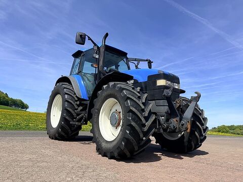 New Holland TM 135