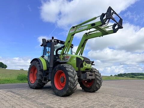 Claas Arion 410 mit Frontlader