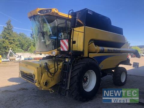 <strong>New Holland CSX 7080</strong><br />
