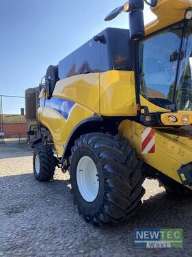 New Holland CX 8040 2