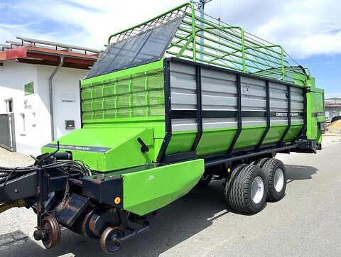Deutz FE 6.37 mit Querförderband und neuen Breitreifen