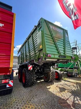 Fendt Tigo 75 XR mit 800/45 R30,5 Bereifung, Laderauma 3