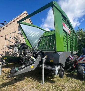Fendt Tigo 75 XR mit 800/45 R30,5 Bereifung, 3 Dosierw