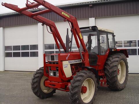 Case-IH 1055