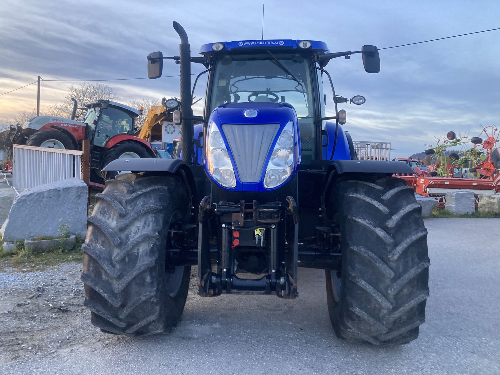 New Holland T7.270 Auto Command BluePower 2