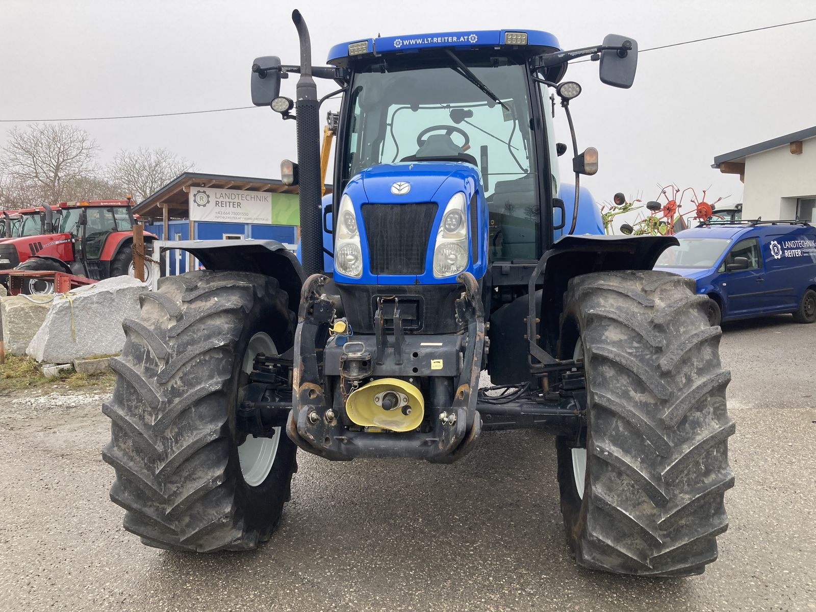 New Holland TS135A 3