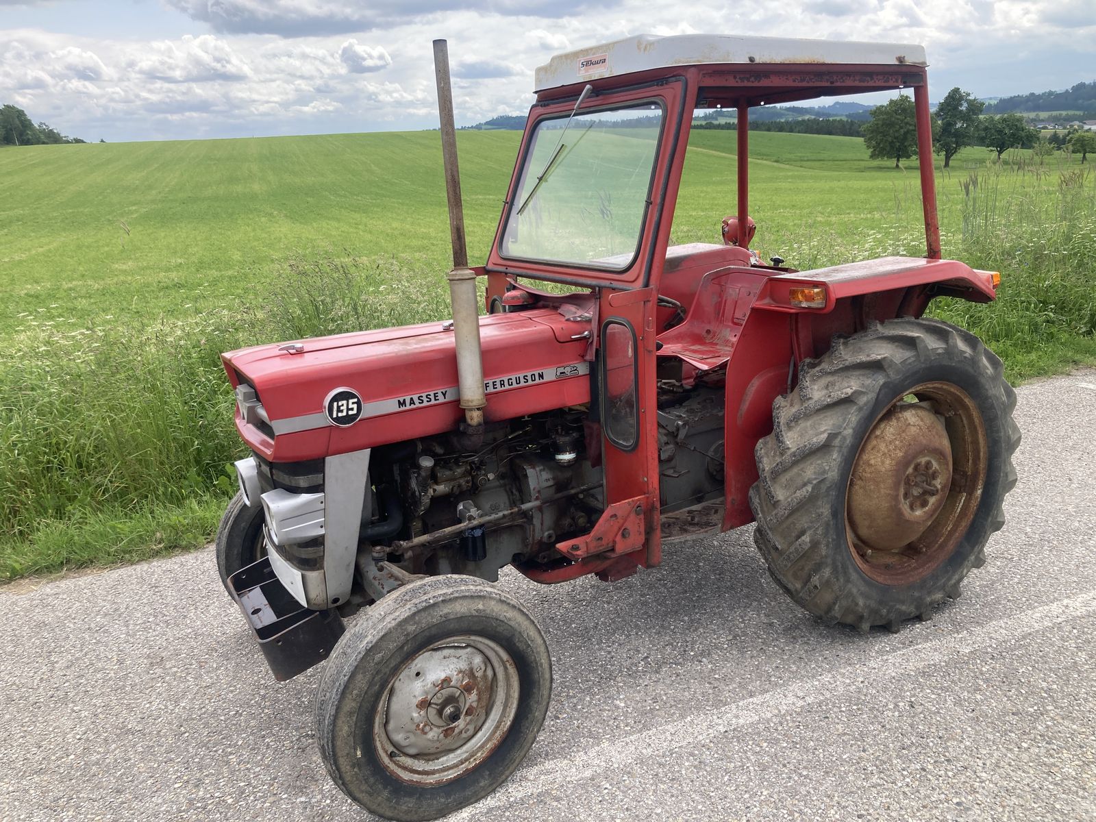 Massey Ferguson 135 Super 1