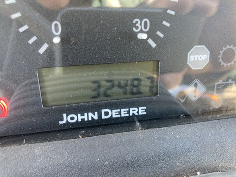 John Deere 5070M