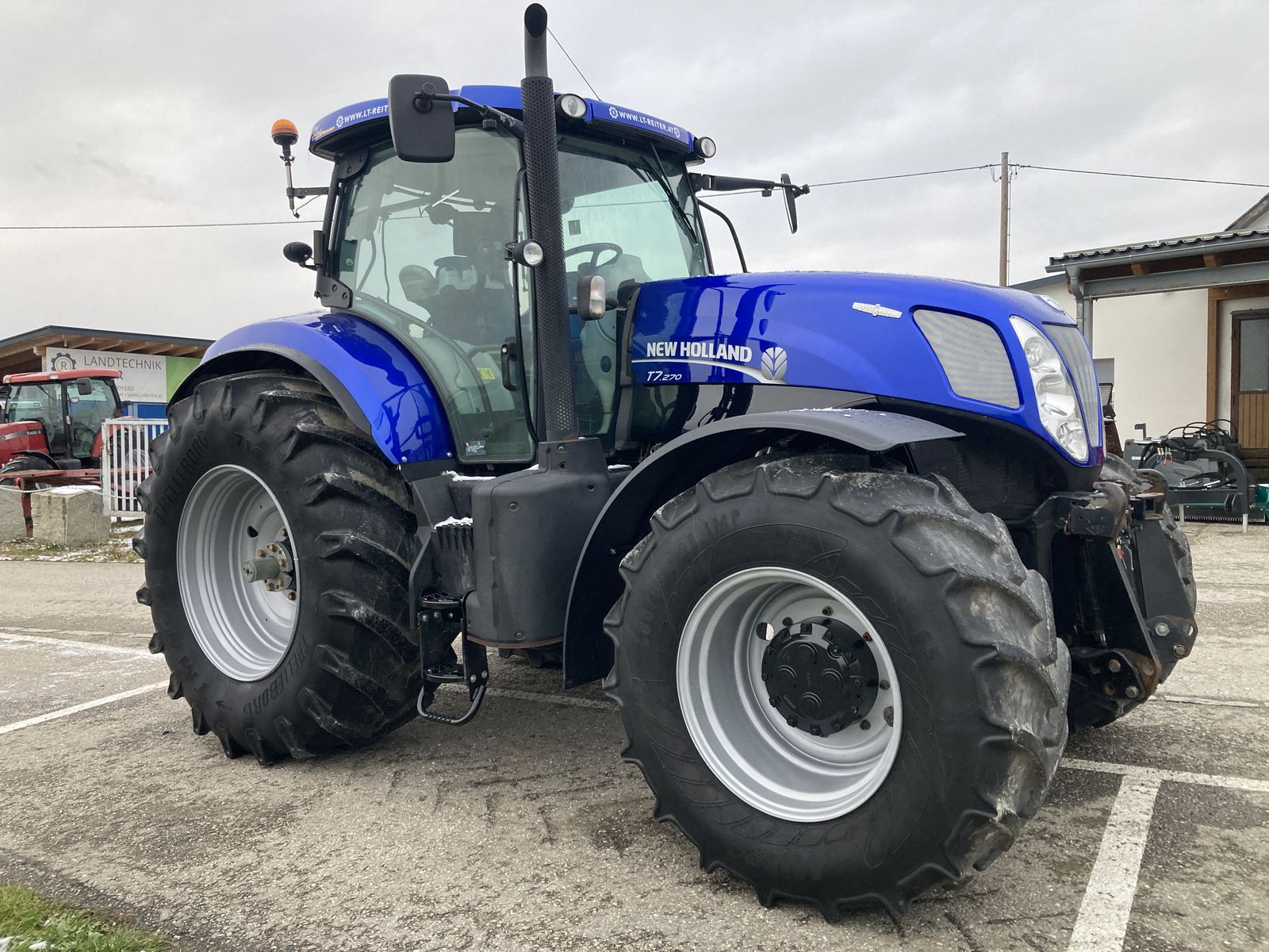 New Holland T7.270 Auto Command BluePower 3