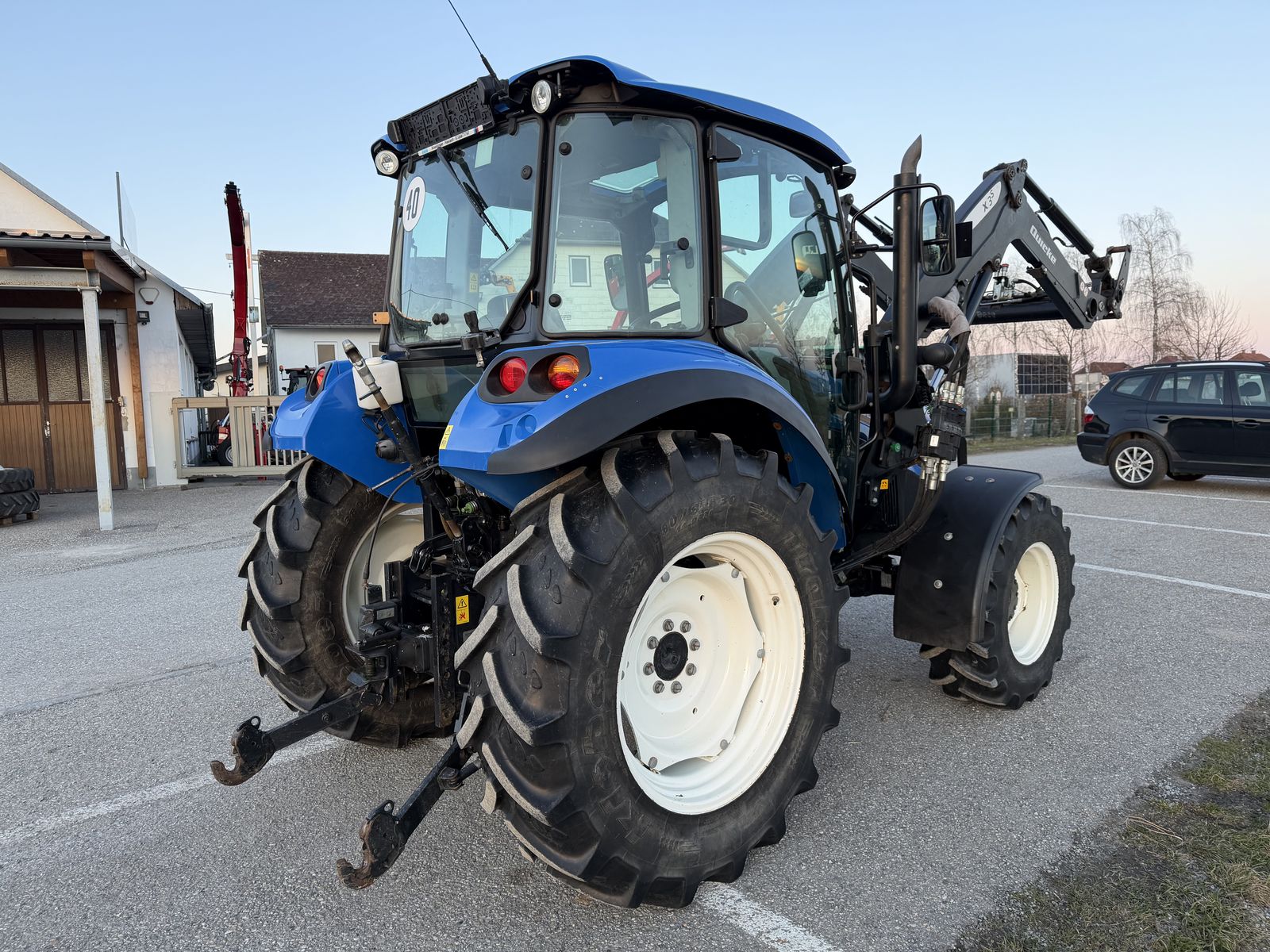 New Holland T4.75 Powerstar 3