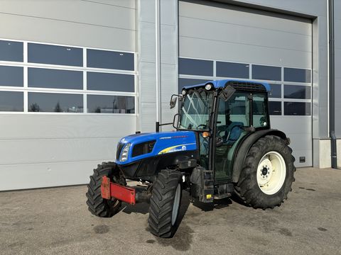 New Holland T4040 F