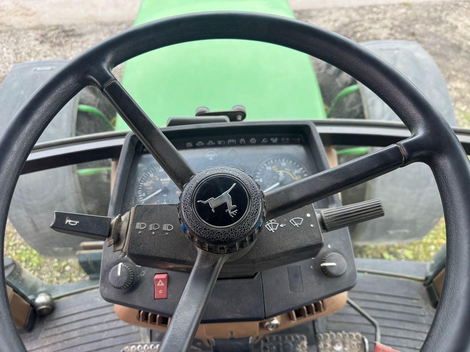 John Deere 6600 A De-Luxe 2