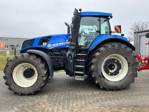 New Holland T8.380