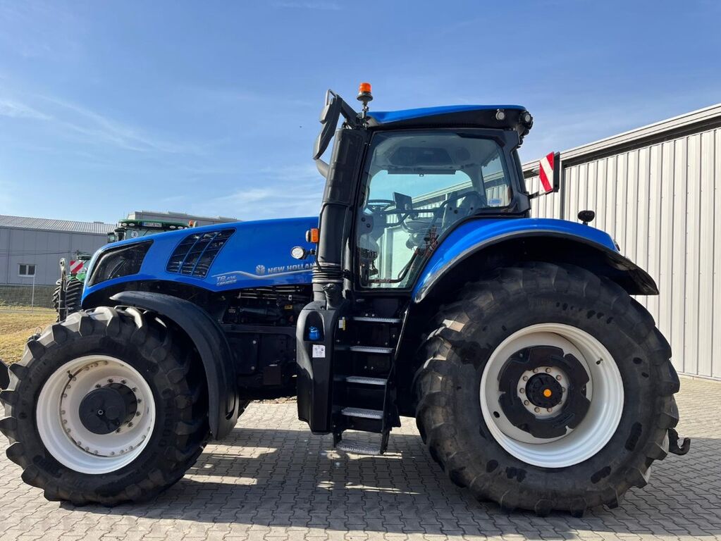 New Holland T8 435 2