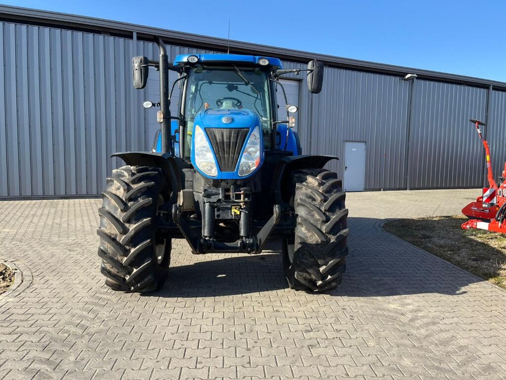 New Holland T7.220 3