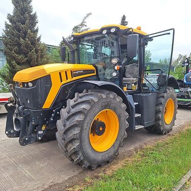 JCB Fastrac 4220