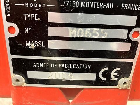 Kuhn Planter 2 - 12-45 2