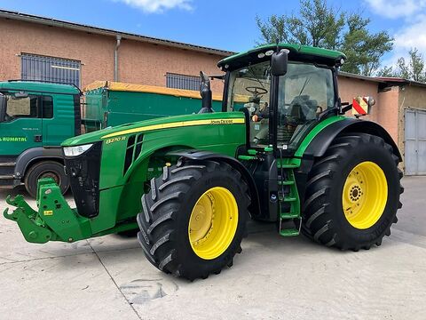 John Deere 8270R *E23* Motor neu 3