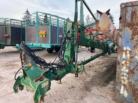 Kuhn CHALLENGER NSH - 8 Schar Drehpflug mit hydr