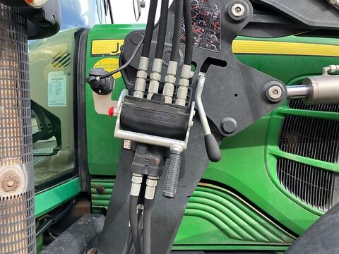 John Deere 7530 Premium mit Stoll Frontlader