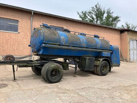 Milchtank Auflieger/Anhänger mit Dollyachse ehem 2