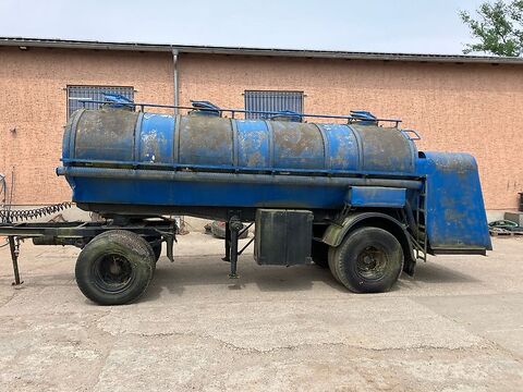 Milchtank Auflieger/Anhänger mit Dollyachse ehem 3