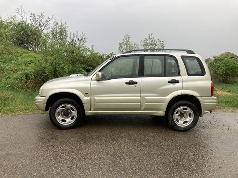 Suzuki Suzuki Grand Vitara Bj1999 230500km 4000€