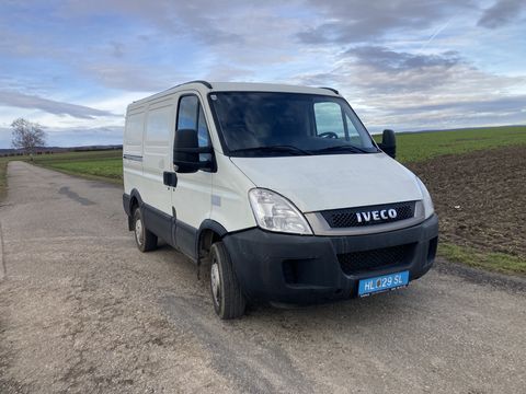 Iveco Kastenwagen Transporter Iveco Daily 29L14 Bj2011